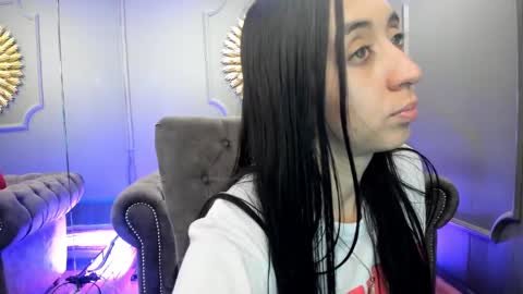 Snapshot of miilu__1 chatting on February 2, 2025, 9:19 am miilu  online show from February 2, 2025, 9:19 am