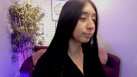 Snapshot of miilu__1 chatting on February 21, 2025, 4:07 am miilu  online show from February 21, 2025, 4:07 am