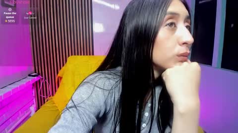 Snapshot of miilu__1 chatting on October 19, 2025, 3:51 am miilu  online show from October 19, 2025, 3:51 am