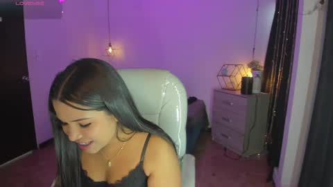 Snapshot of miiss_greyy chatting on September 19, 2025, 12:06 pm miiss_greyy online show from September 19, 2025, 12:06 pm