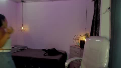 Snapshot of miiss_greyy chatting on September 27, 2025, 10:53 am miiss_greyy online show from September 27, 2025, 10:53 am