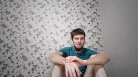 Snapshot of mike_foro chatting on October 19, 2025, 7:25 pm mike_foro online show from October 19, 2025, 7:25 pm