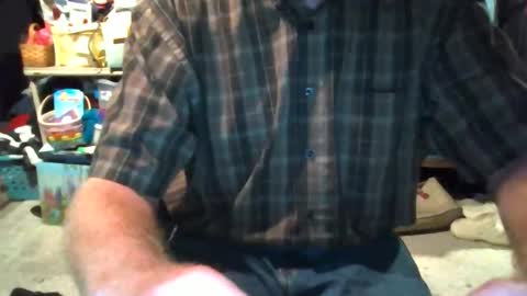 Snapshot of mikeb3200 chatting on September 16, 2025, 2:23 am mikeb3200 online show from September 16, 2025, 2:23 am