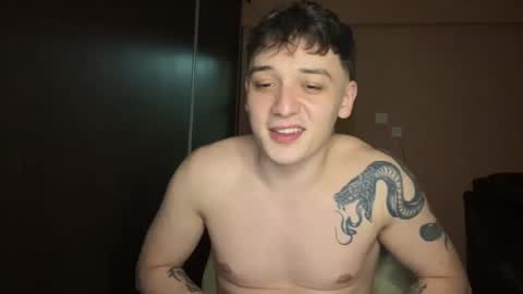 Snapshot of mikelaur chatting on February 24, 2025, 6:26 pm MikeLaur online show from February 24, 2025, 6:26 pm