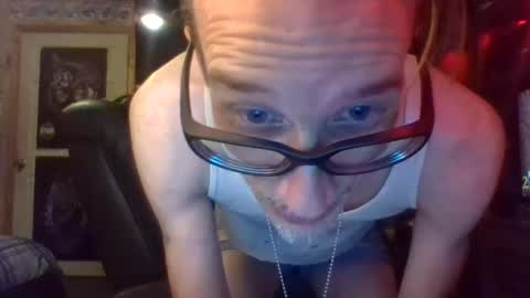 Snapshot of mikey33436 chatting on February 11, 2025, 11:44 pm Michael online show from February 11, 2025, 11:44 pm