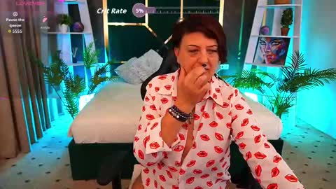 milaskyy online show from October 7, 2025, 1:36 am
