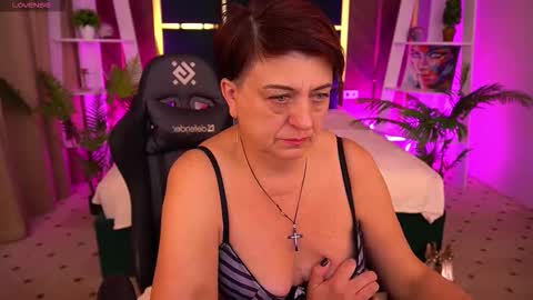 milaskyy online show from October 14, 2025, 2:01 am