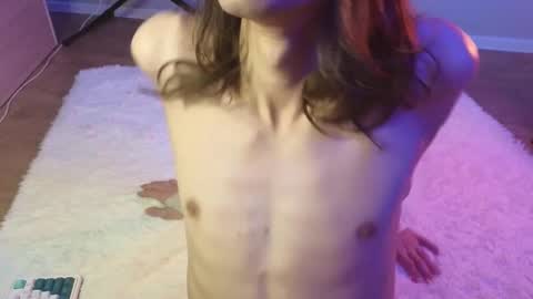 Snapshot of milaslovv chatting on March 2, 2025, 1:27 pm Mila online show from March 2, 2025, 1:27 pm