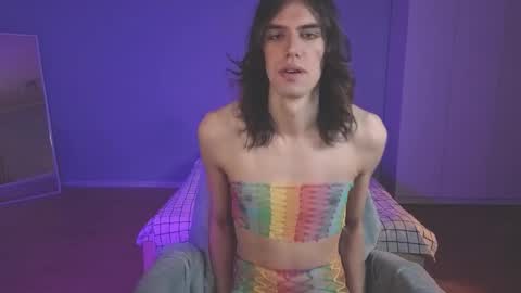 Snapshot of milaslovv chatting on September 22, 2025, 3:47 pm Mila online show from September 22, 2025, 3:47 pm