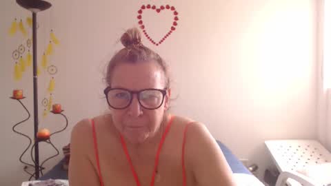 Snapshot of milchanell chatting on March 3, 2025, 3:42 pm milchanell online show from March 3, 2025, 3:42 pm