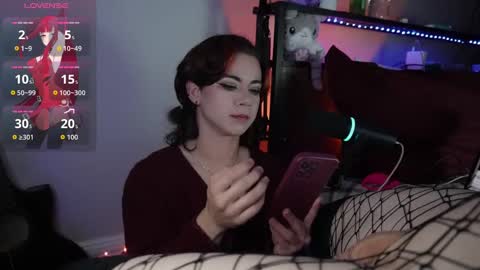 Snapshot of milkingmarlo chatting on September 19, 2025, 1:40 am milkingmarlo online show from September 19, 2025, 1:40 am