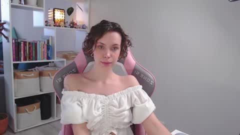 Snapshot of milly_ross23 chatting on January 25, 2025, 6:55 am Milly online show from January 25, 2025, 6:55 am