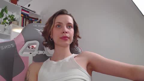 Snapshot of milly_ross23 chatting on March 1, 2025, 9:51 am Milly online show from March 1, 2025, 9:51 am