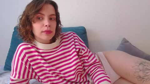 Snapshot of milly_ross23 chatting on September 13, 2025, 8:25 am Milly online show from September 13, 2025, 8:25 am