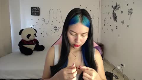 Snapshot of milusolers chatting on November 11, 2025, 12:49 pm Milusolers online show from November 11, 2025, 12:49 pm