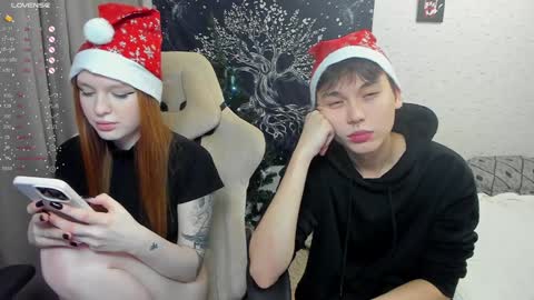 Snapshot of milymi_ chatting on December 29, 2024, 3:46 pm Milena and Jasper online show from December 29, 2024, 3:46 pm