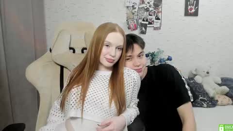 Snapshot of milymi_ chatting on February 27, 2025, 10:42 pm Milena and Jasper online show from February 27, 2025, 10:42 pm
