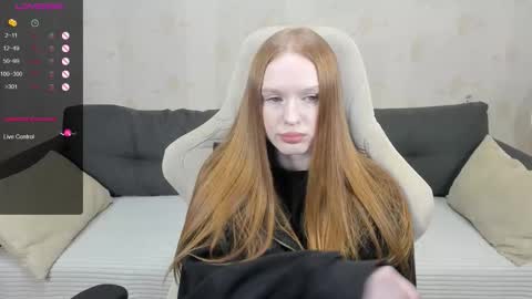 Snapshot of milymi_ chatting on September 10, 2025, 12:16 pm Milena and Jasper online show from September 10, 2025, 12:16 pm