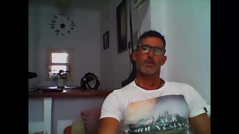 MIND online show from October 9, 2025, 9:40 am