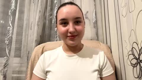 Snapshot of minervareddoch chatting on October 17, 2025, 9:17 pm Daisy online show from October 17, 2025, 9:17 pm