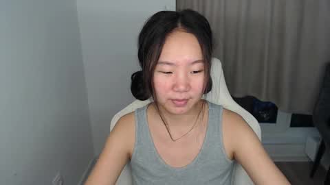 mira_g online show from January 30, 2025, 10:50 am