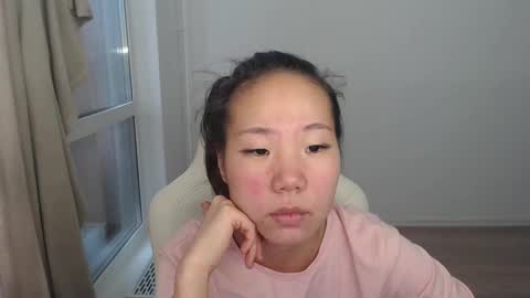 mira_g online show from March 10, 2025, 11:42 am