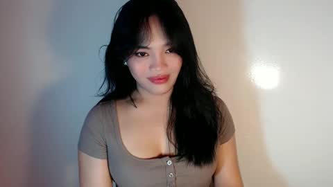 Snapshot of mira_luna222 chatting on January 6, 2025, 10:46 am Mira Bella online show from January 6, 2025, 10:46 am