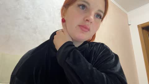 Snapshot of miraeve chatting on November 19, 2025, 8:42 pm Eve online show from November 19, 2025, 8:42 pm