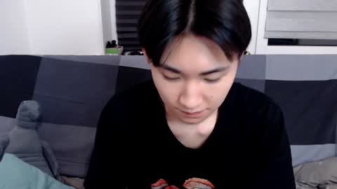 Snapshot of miram_yoo chatting on January 13, 2025, 11:49 pm              online show from January 13, 2025, 11:49 pm