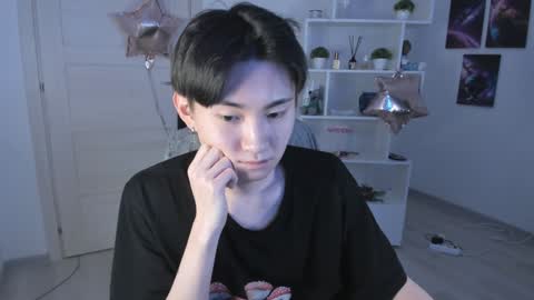 Snapshot of miram_yoo chatting on January 23, 2025, 6:39 am              online show from January 23, 2025, 6:39 am