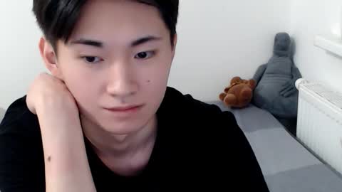 Snapshot of miram_yoo chatting on October 15, 2025, 3:17 am              online show from October 15, 2025, 3:17 am