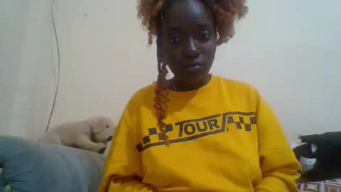 Snapshot of miss_atitude chatting on October 9, 2025, 4:10 am miss_atitude online show from October 9, 2025, 4:10 am