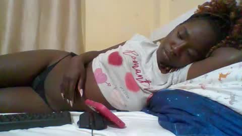 Snapshot of miss_atitude chatting on October 14, 2025, 3:40 am miss_atitude online show from October 14, 2025, 3:40 am