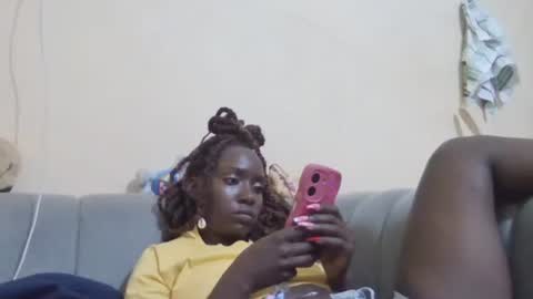 Snapshot of miss_atitude chatting on November 15, 2025, 6:59 pm miss_atitude online show from November 15, 2025, 6:59 pm