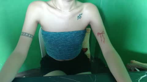 Snapshot of miss_mailyn chatting on October 22, 2025, 8:36 am miss_mailyn online show from October 22, 2025, 8:36 am