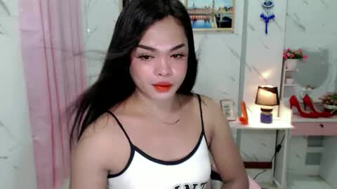 miss_scott online show from October 12, 2025, 7:29 am