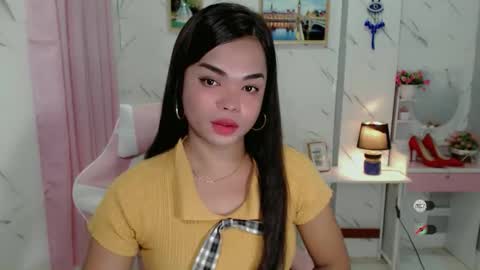 miss_scott online show from October 13, 2025, 4:01 am