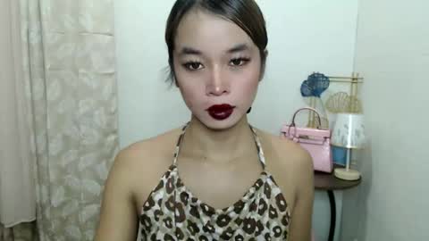 Snapshot of missfantasia chatting on November 18, 2025, 5:34 am missfantasia online show from November 18, 2025, 5:34 am