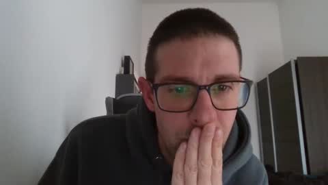 Snapshot of mission_cumpossible chatting on February 12, 2025, 1:37 pm SperminatoR online show from February 12, 2025, 1:37 pm