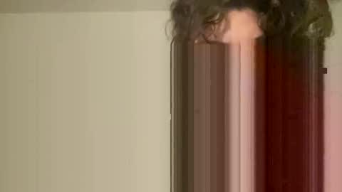 Snapshot of misslia101 chatting on October 22, 2025, 3:40 am misslia101 online show from October 22, 2025, 3:40 am