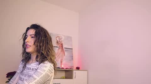 Snapshot of misslullu chatting on February 3, 2025, 5:18 am Lullu online show from February 3, 2025, 5:18 am