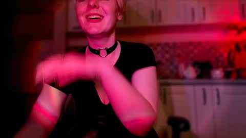 Snapshot of missseverina chatting on October 31, 2025, 7:37 pm Severina but you can call me Miss Goddess Pretty  online show from October 31, 2025, 7:37 pm