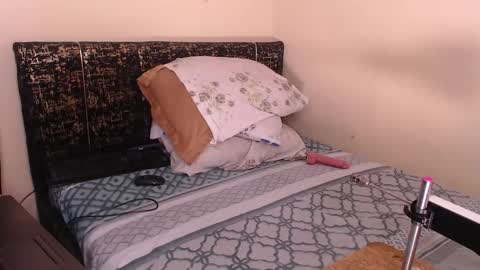 Snapshot of missthighsohmy chatting on October 18, 2025, 8:48 am missthighsohmy online show from October 18, 2025, 8:48 am