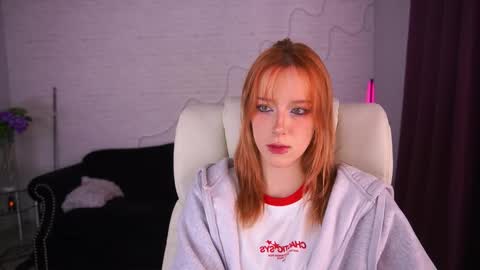 MissVelora online show from October 23, 2025, 8:02 am