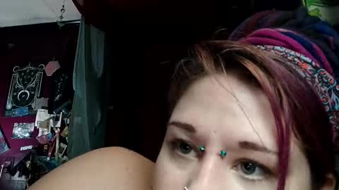 Snapshot of missxmoth444 chatting on November 14, 2025, 4:22 am missxmoth444 online show from November 14, 2025, 4:22 am