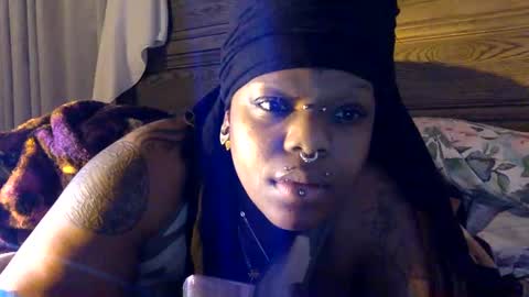 Snapshot of mistressmystii chatting on December 30, 2024, 2:31 am Mistress Mystii online show from December 30, 2024, 2:31 am