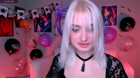 U dream online show from October 22, 2025, 7:02 pm
