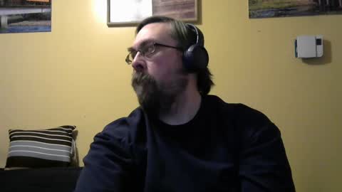 Snapshot of mmr45 chatting on February 17, 2025, 5:14 am mmr45 online show from February 17, 2025, 5:14 am