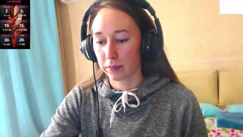 Snapshot of model_10 chatting on March 5, 2025, 10:32 pm Tatiana online show from March 5, 2025, 10:32 pm