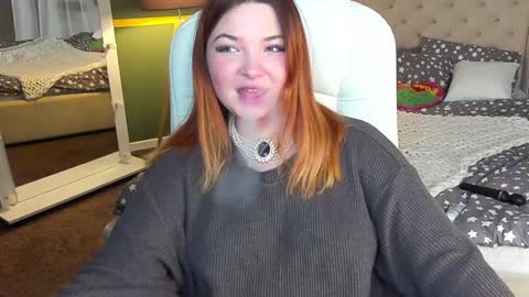 Snapshot of molinmoon chatting on January 29, 2025, 3:37 pm Rosa online show from January 29, 2025, 3:37 pm